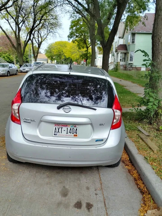 2015 Nissan Versa - Image 5 of 5
