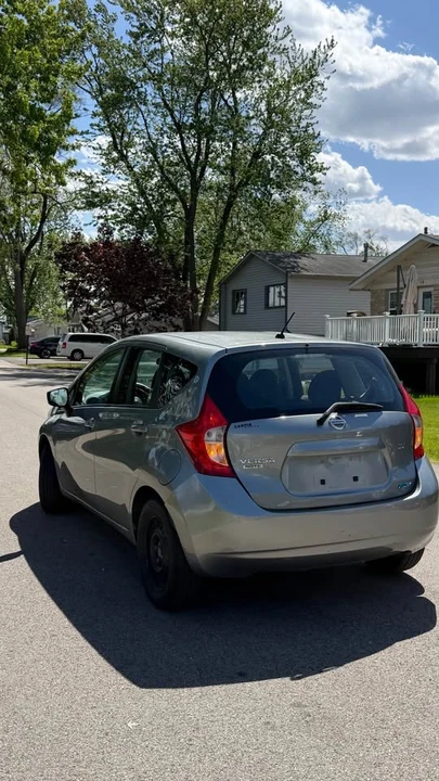 2015 Nissan Versa - Image 5 of 6