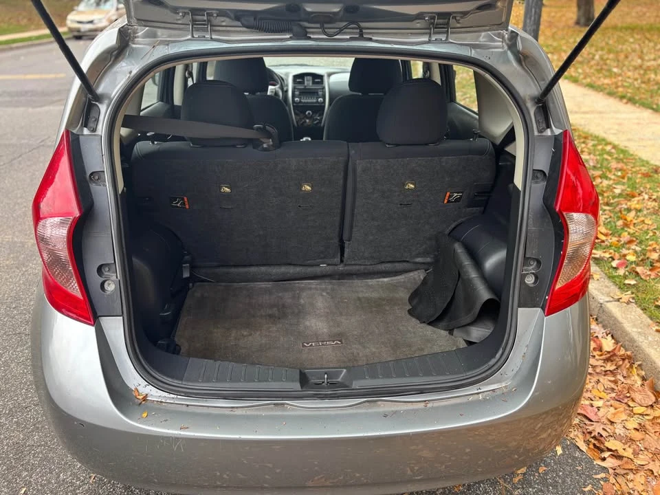 2015 Nissan Versa - Image 10 of 15