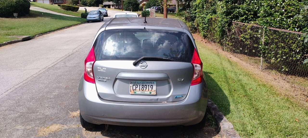 2015 Nissan Versa - Image 3 of 5