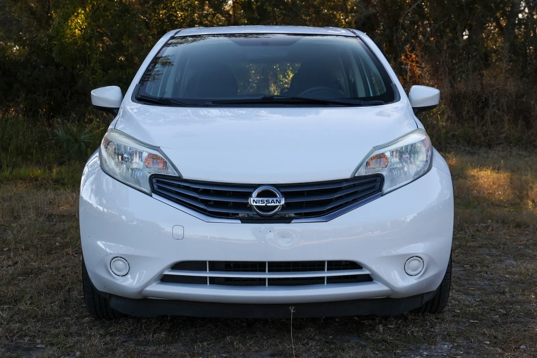 2015 Nissan Versa - Image 17 of 21