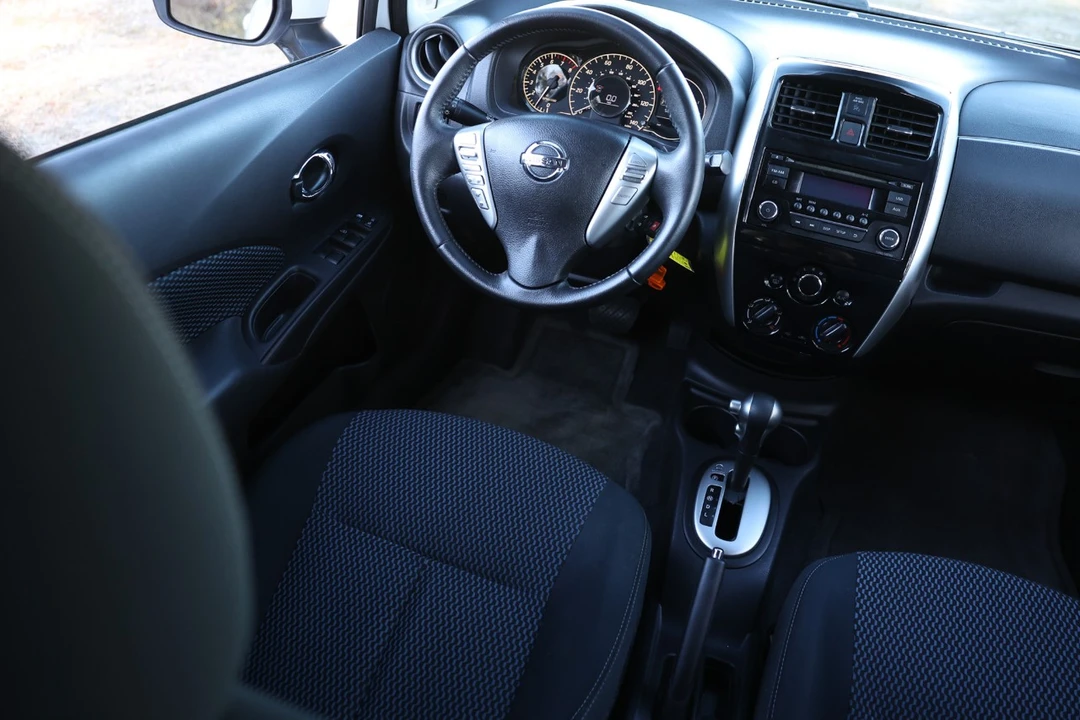 2015 Nissan Versa - Image 20 of 21