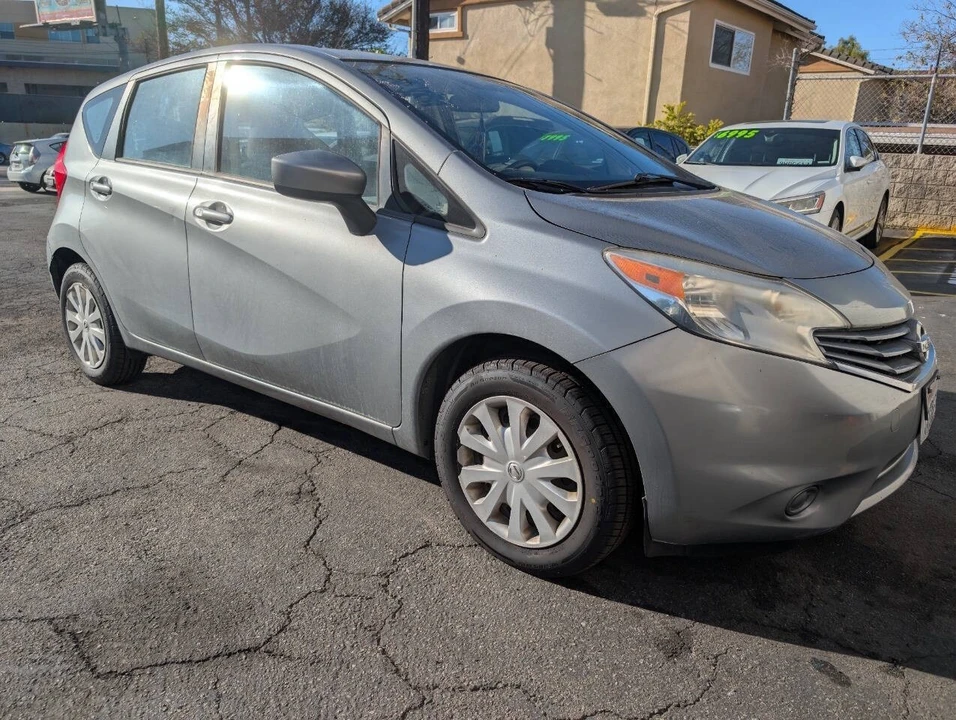 2015 Nissan Versa - Image 8 of 10