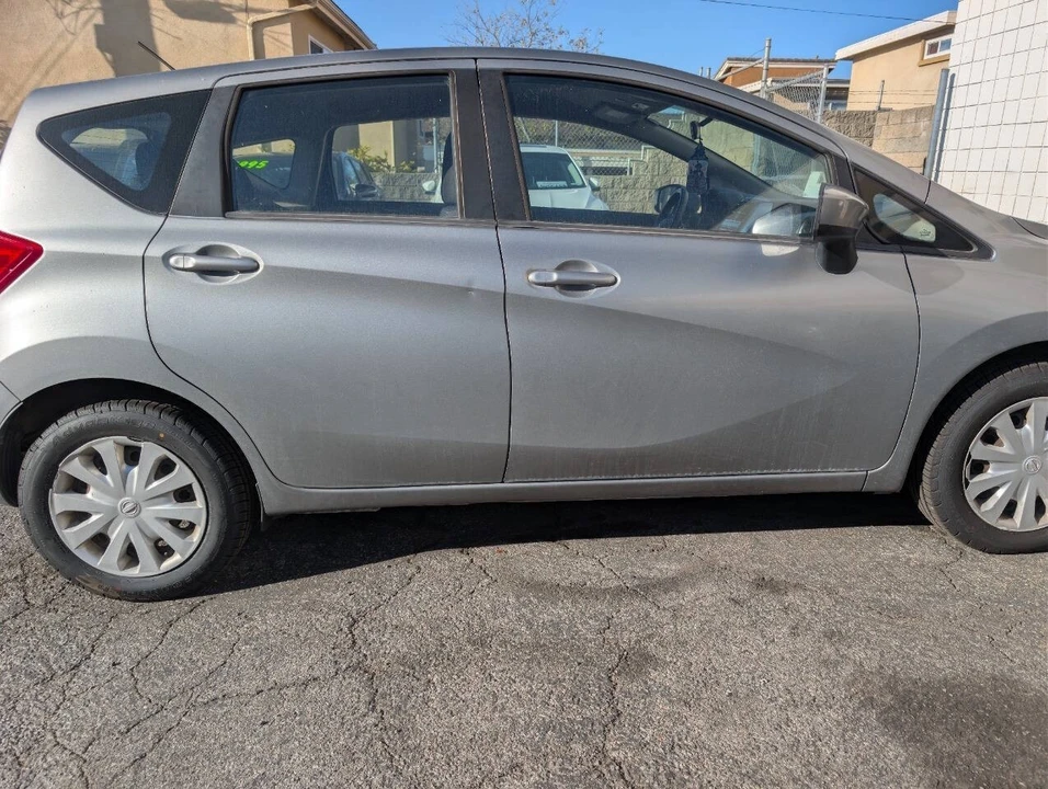 2015 Nissan Versa - Image 7 of 10