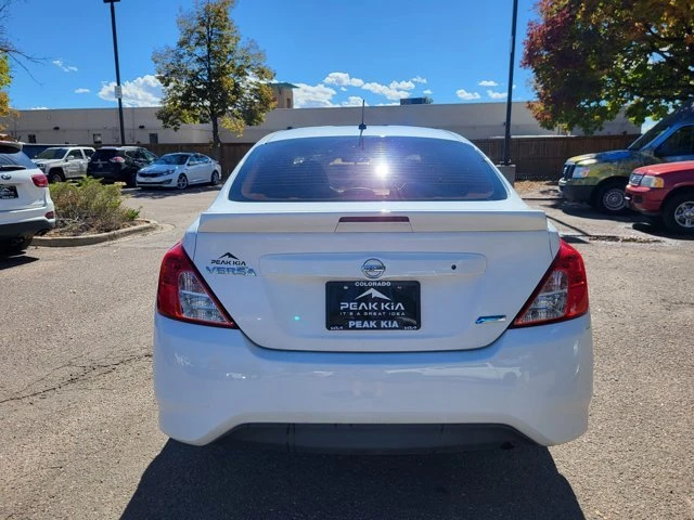 2015 Nissan Versa - Image 11 of 20