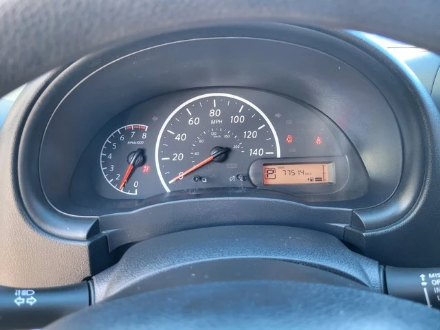 2015 Nissan Versa - Image 18 of 20