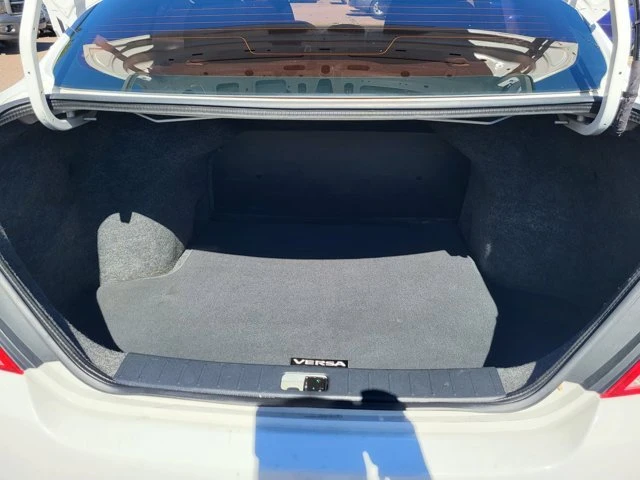 2015 Nissan Versa - Image 12 of 20