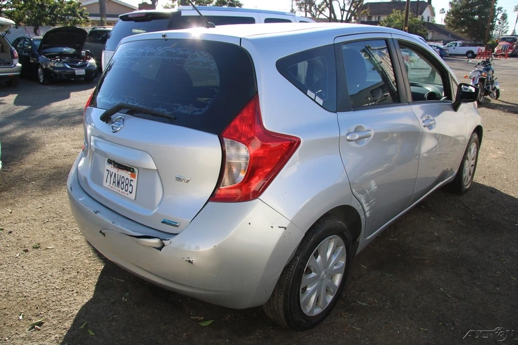 2015 Nissan Versa - Image 6 of 21