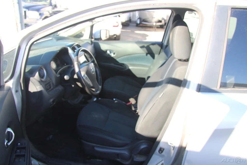 2015 Nissan Versa - Image 11 of 21