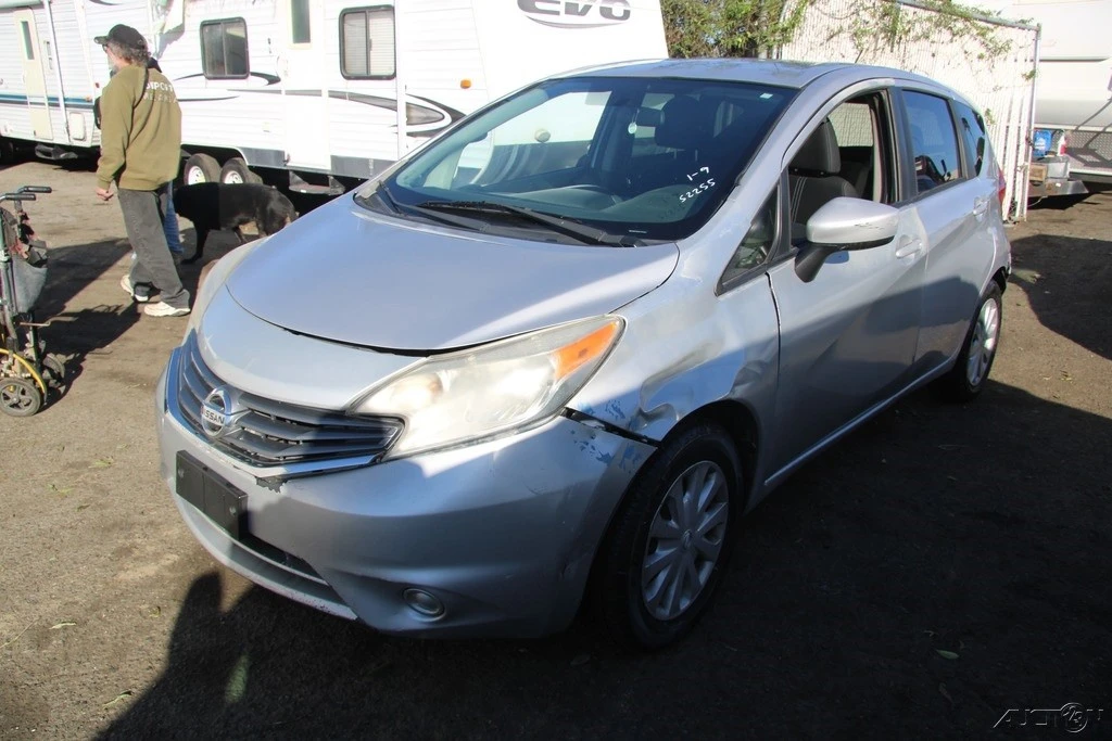 2015 Nissan Versa - Image 2 of 21