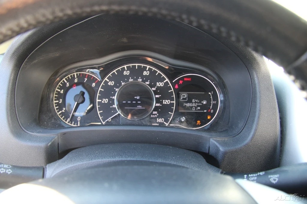 2015 Nissan Versa - Image 13 of 21