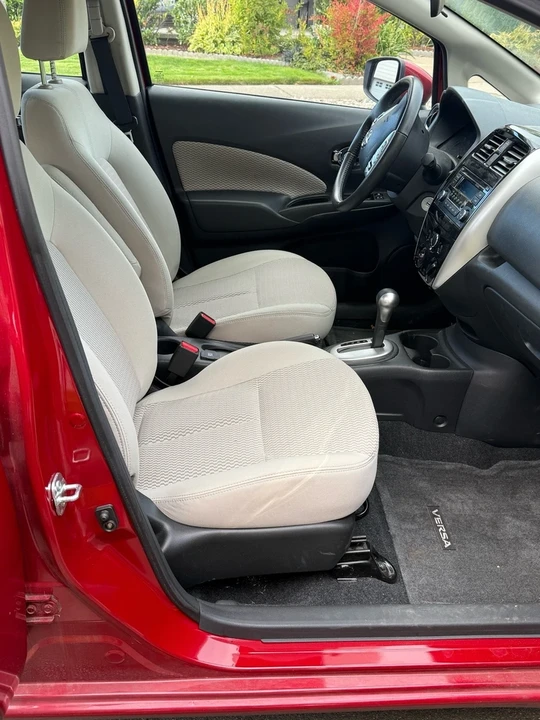 2015 Nissan Versa - Image 15 of 19