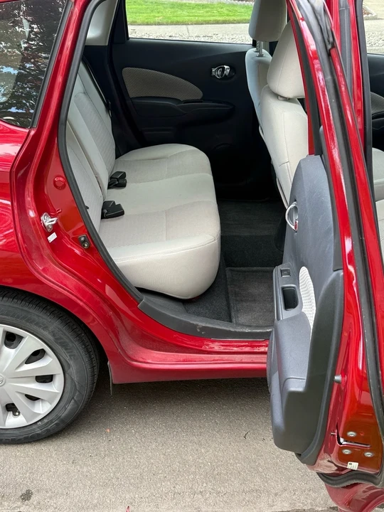 2015 Nissan Versa - Image 16 of 19