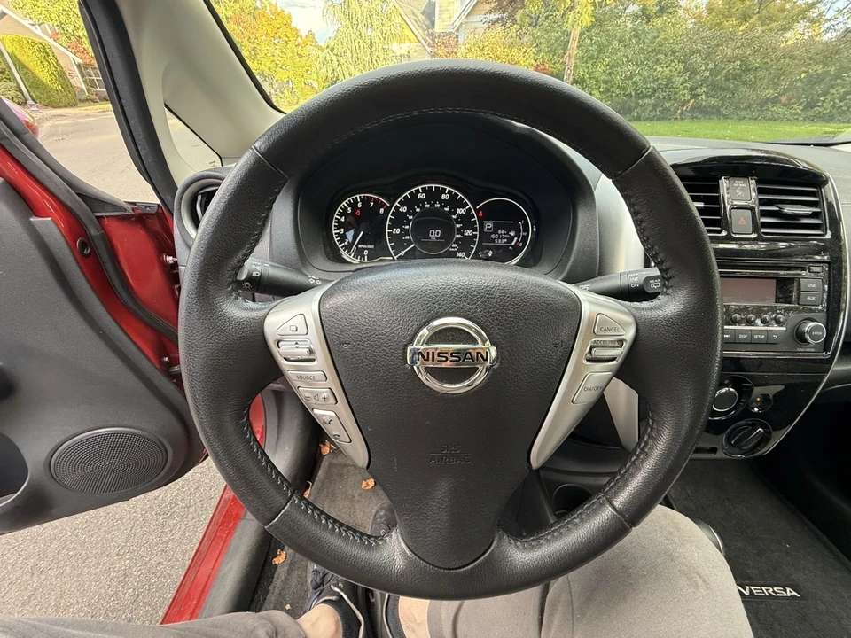 2015 Nissan Versa - Image 14 of 19