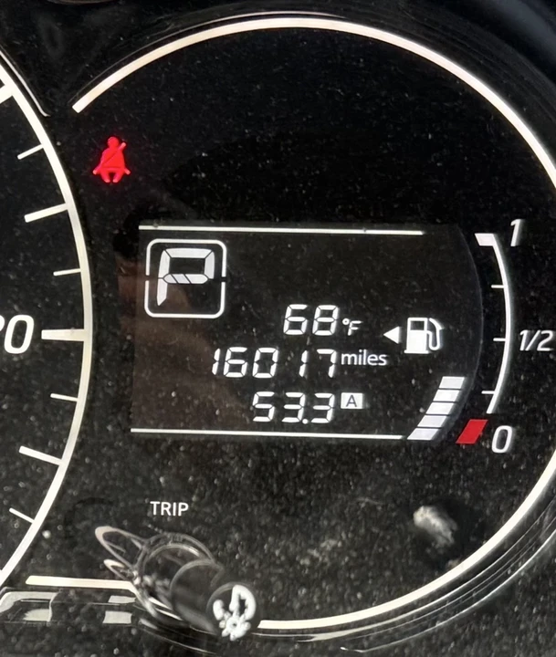 2015 Nissan Versa - Image 12 of 19