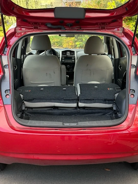 2015 Nissan Versa - Image 17 of 19