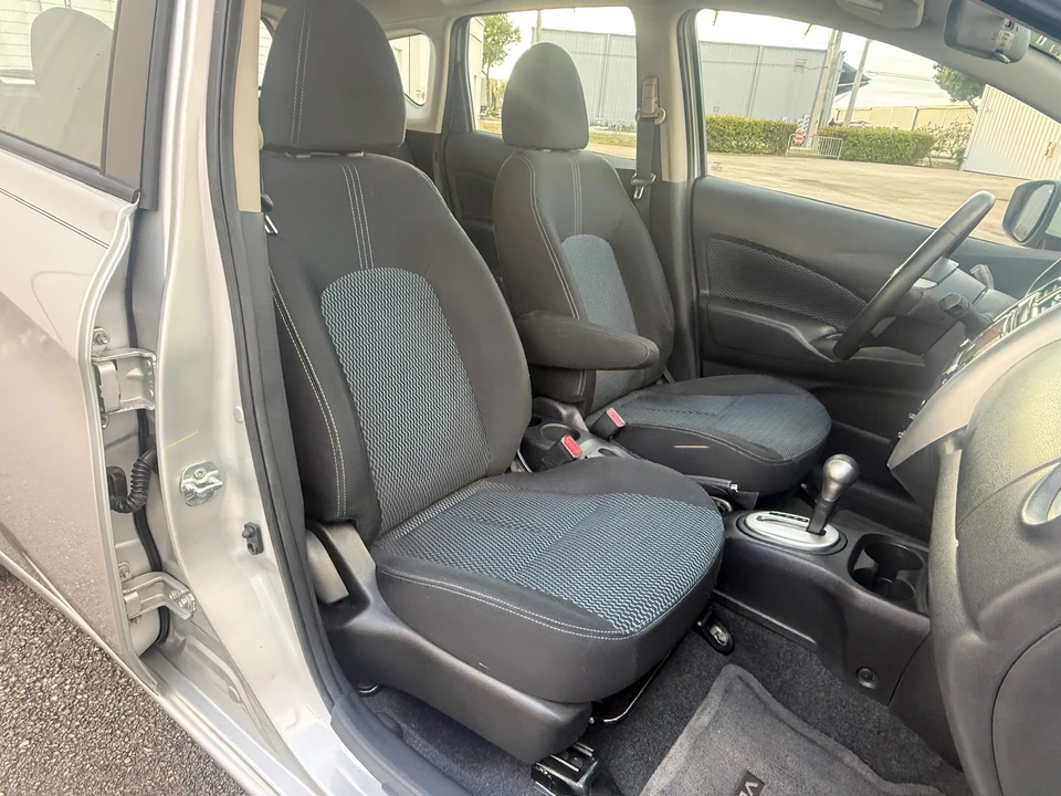 2015 Nissan Versa - Image 14 of 21