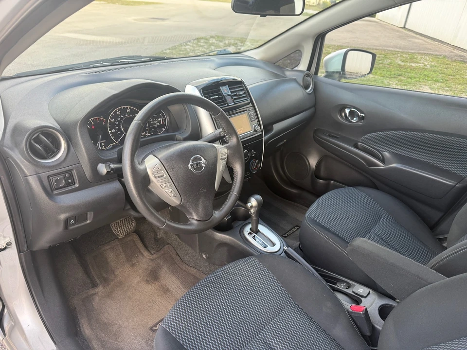 2015 Nissan Versa - Image 11 of 21