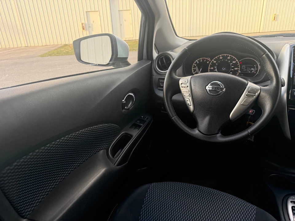 2015 Nissan Versa - Image 20 of 21