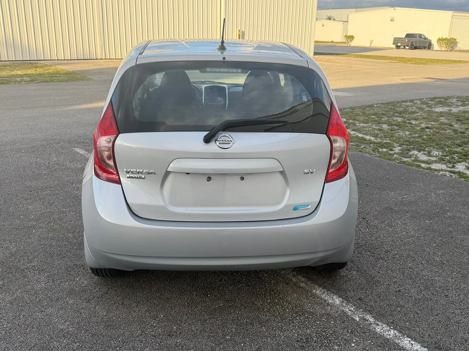 2015 Nissan Versa - Image 6 of 21