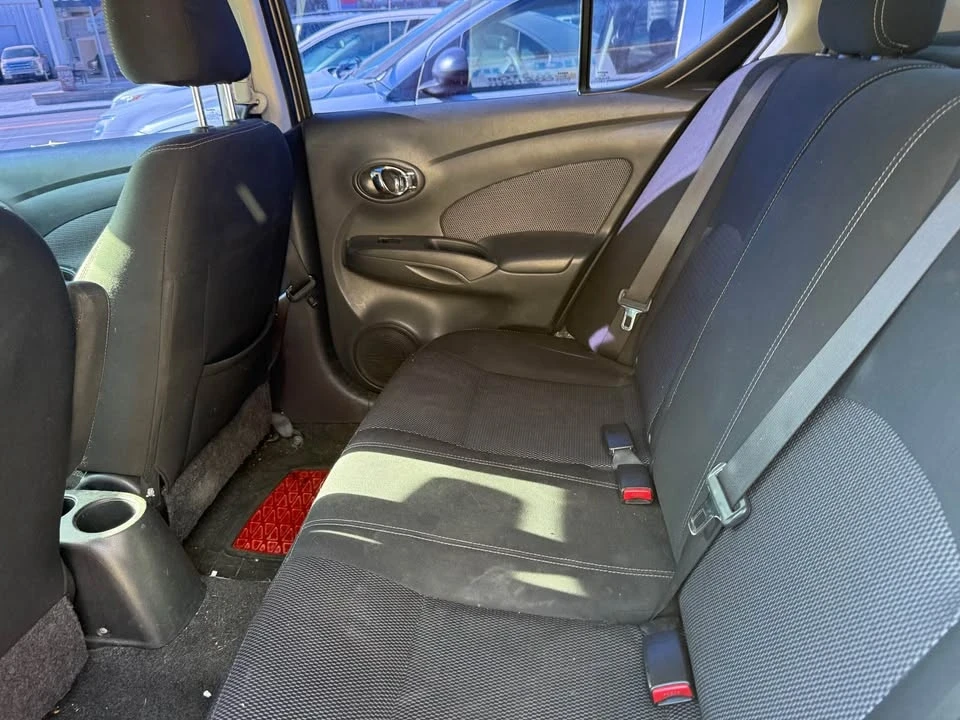 2015 Nissan Versa - Image 8 of 12