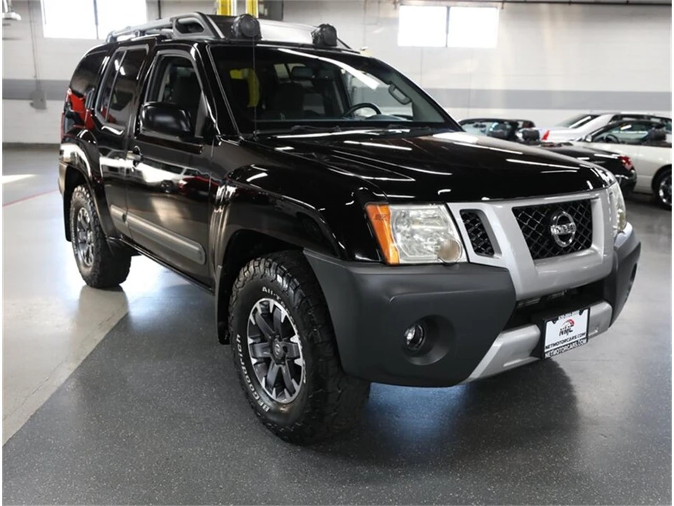 2015 Nissan Xterra 2nd Gen - Image 7 of 31