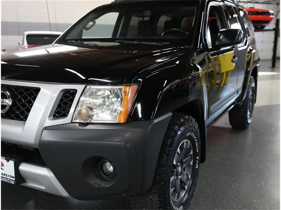 2015 Nissan Xterra 2nd Gen - Image 5 of 31