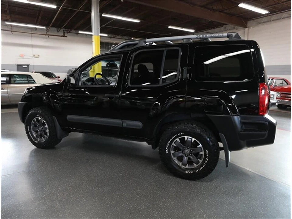 2015 Nissan Xterra 2nd Gen - Image 17 of 31