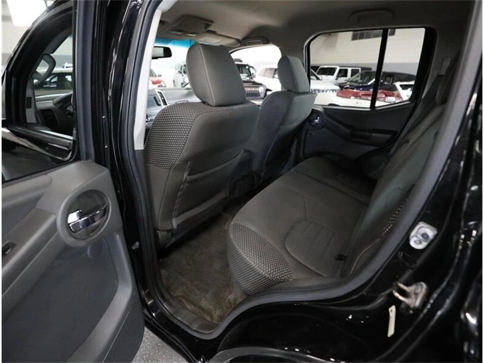 2015 Nissan Xterra 2nd Gen - Image 26 of 31