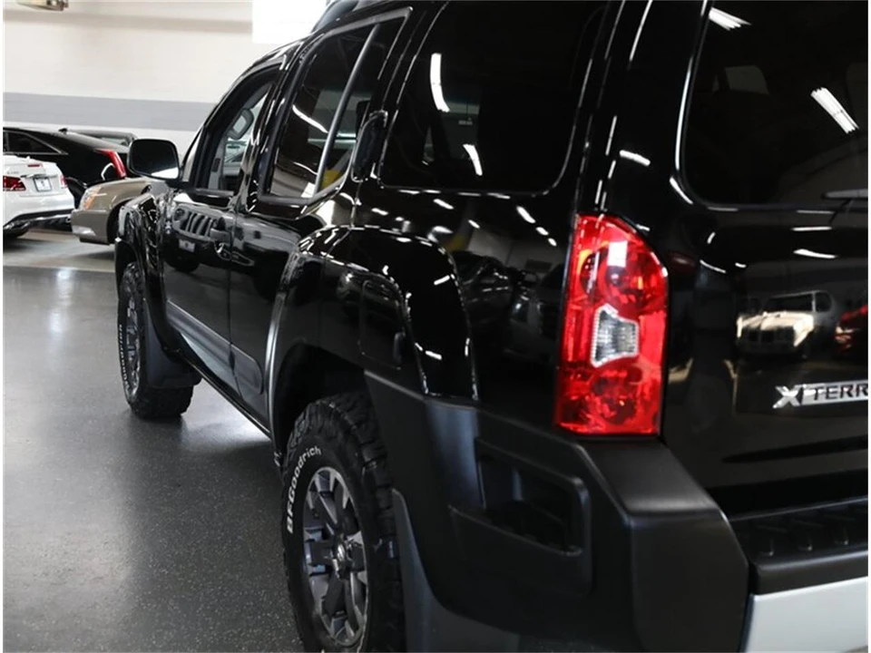 2015 Nissan Xterra 2nd Gen - Image 16 of 31