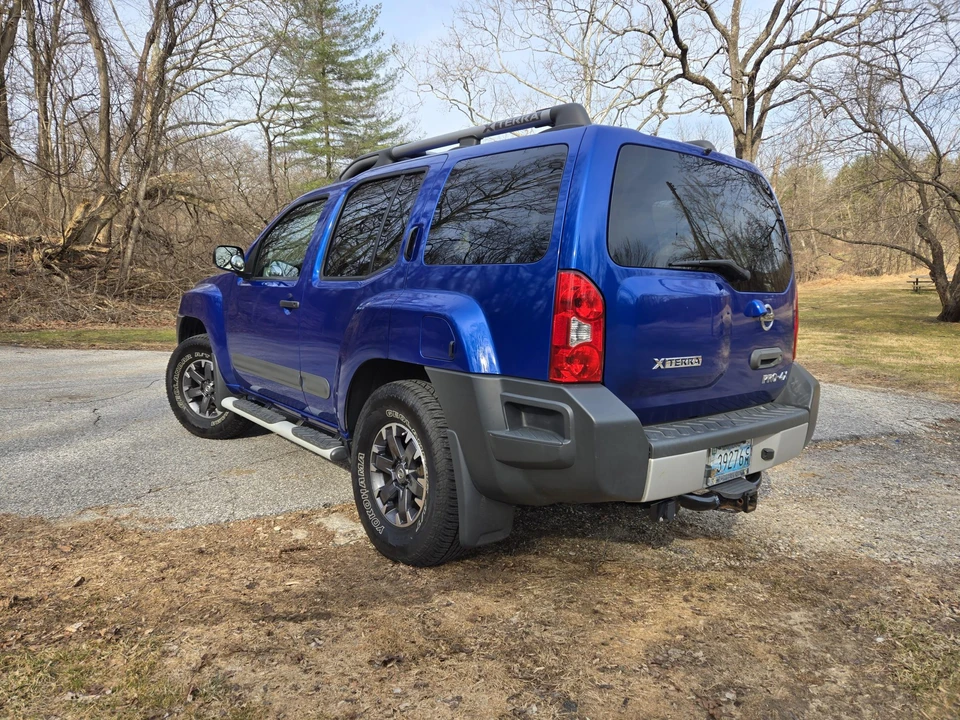 2015 Nissan Xterra 2nd Gen - Image 5 of 31