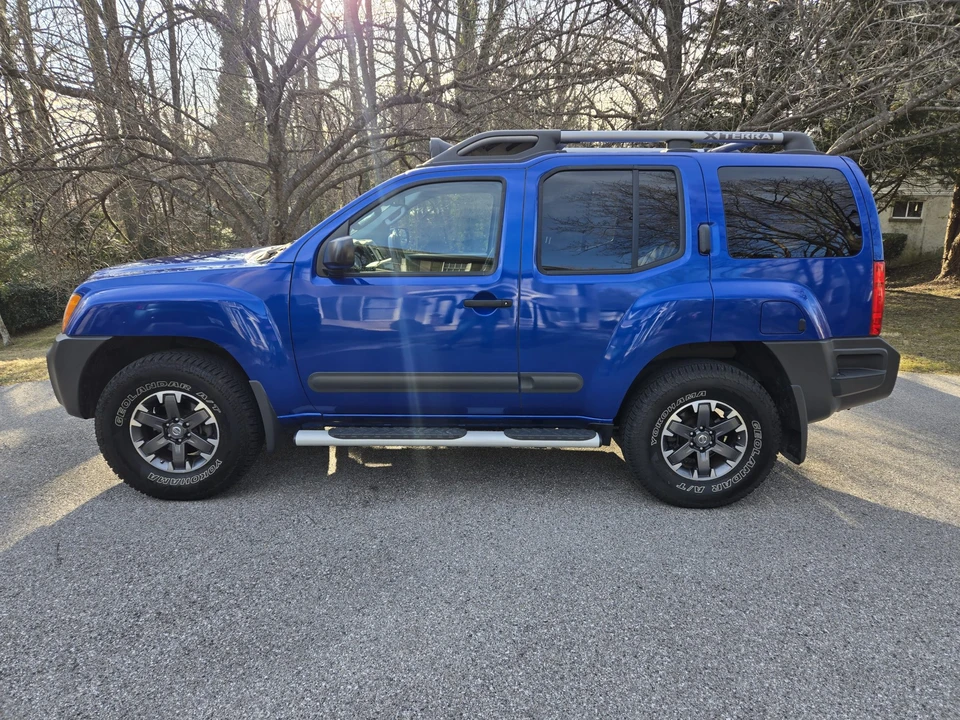 2015 Nissan Xterra 2nd Gen - Image 12 of 31