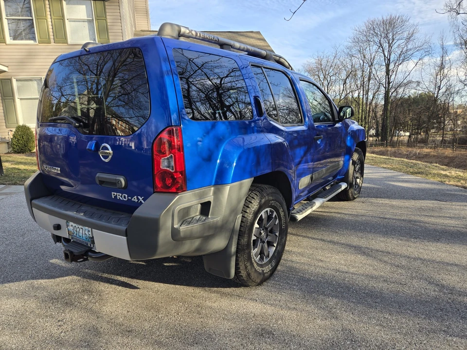 2015 Nissan Xterra 2nd Gen - Image 14 of 31