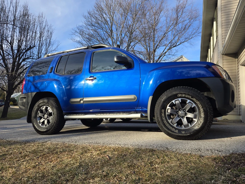 2015 Nissan Xterra 2nd Gen - Image 15 of 31