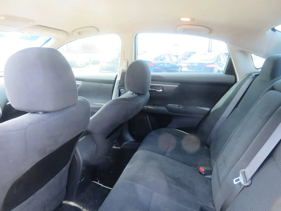 2015 Nissan Altima 5th Gen - Image 6 of 6