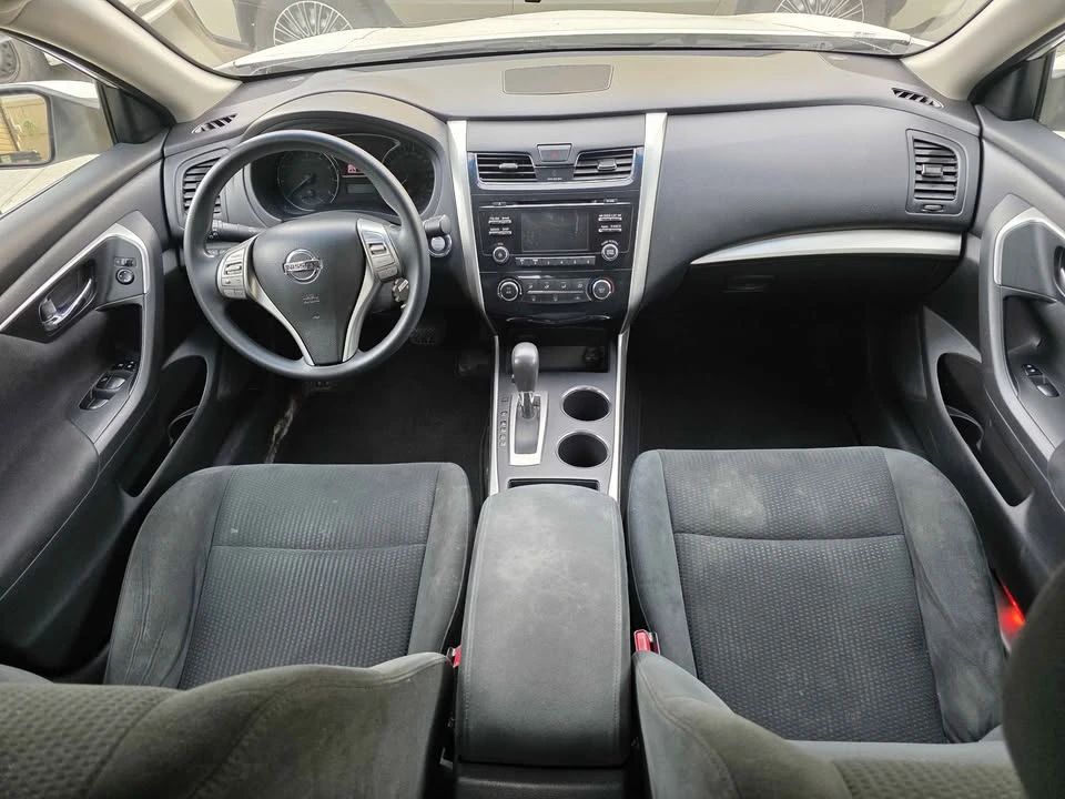 2015 Nissan Altima 5th Gen - Image 3 of 3