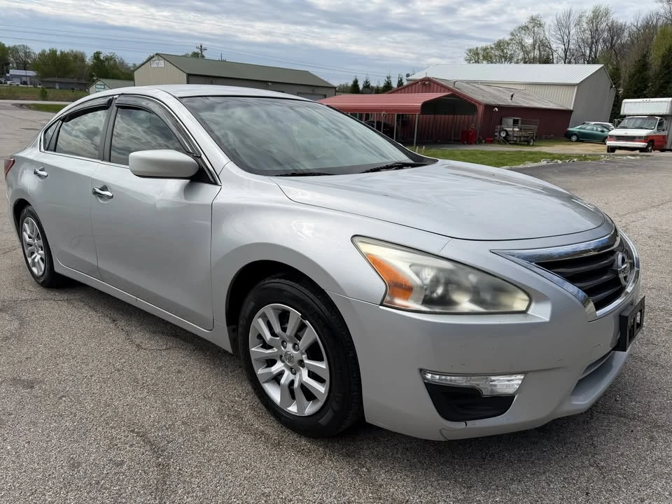 2015 Nissan Altima 5th Gen - Image 8 of 20