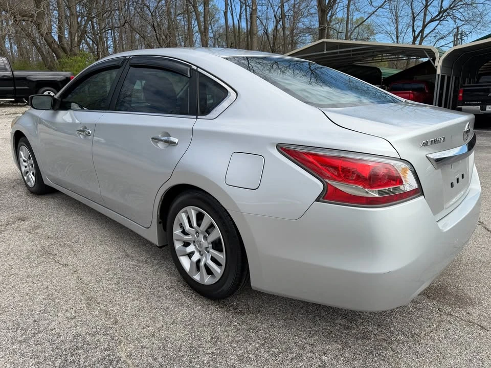 2015 Nissan Altima 5th Gen - Image 4 of 20