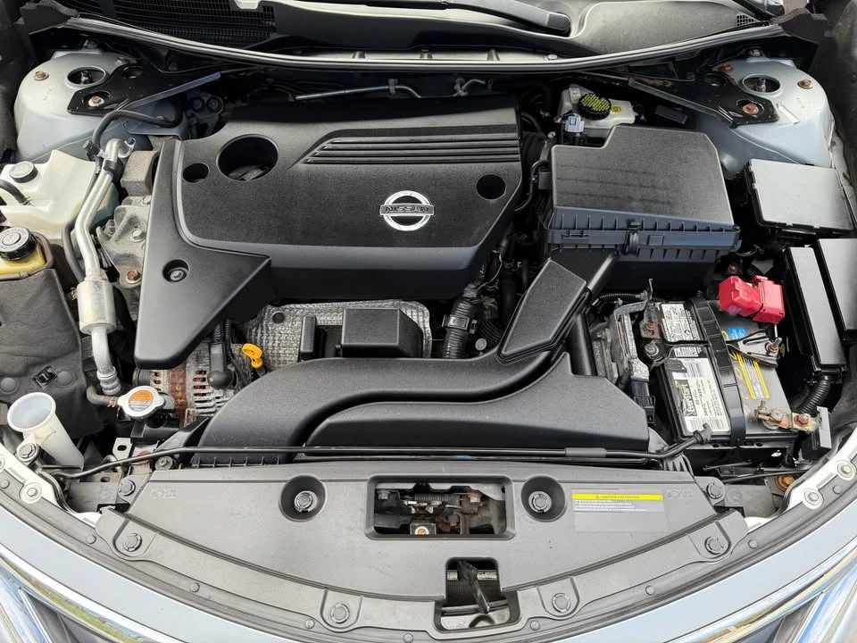 2015 Nissan Altima 5th Gen - Image 16 of 20