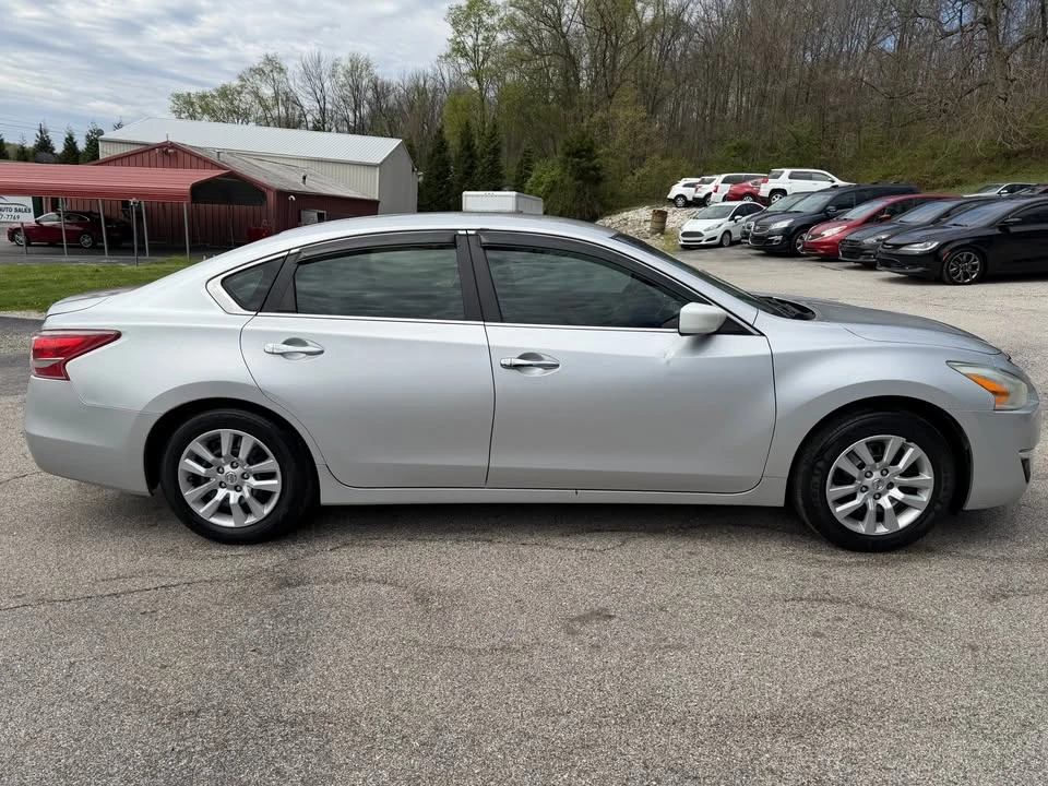 2015 Nissan Altima 5th Gen - Image 7 of 20