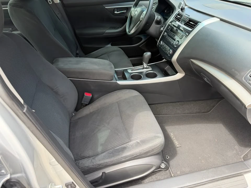 2015 Nissan Altima 5th Gen - Image 15 of 20