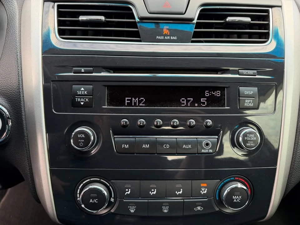 2015 Nissan Altima 5th Gen - Image 17 of 20