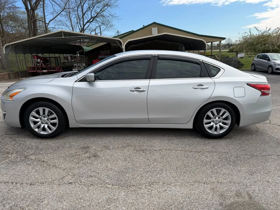 2015 Nissan Altima 5th Gen - Image 3 of 20