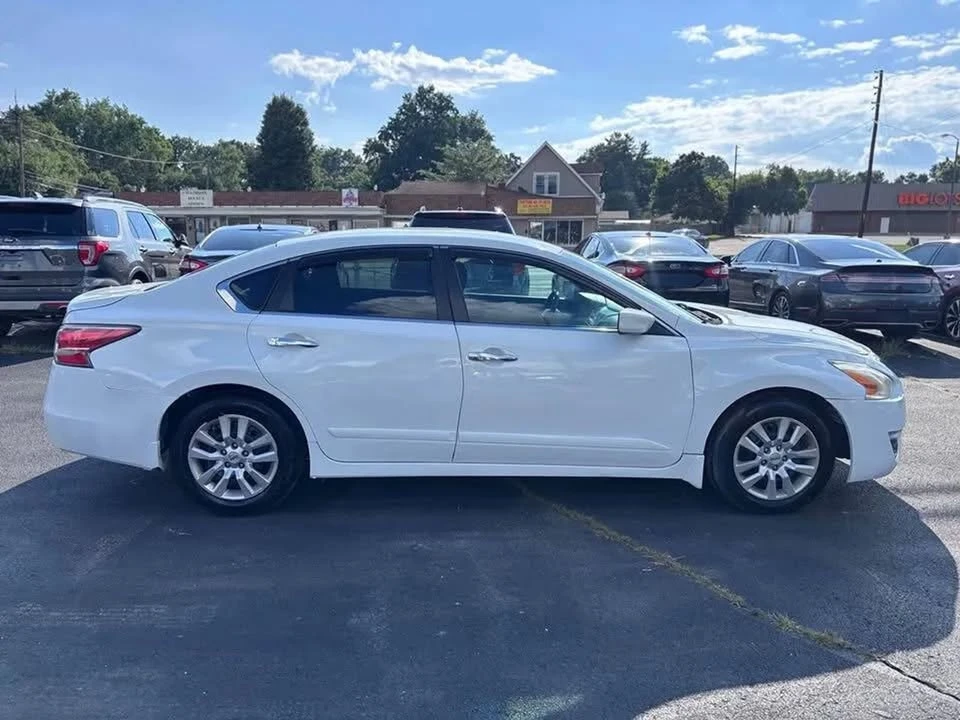 2015 Nissan Altima 5th Gen - Image 7 of 14