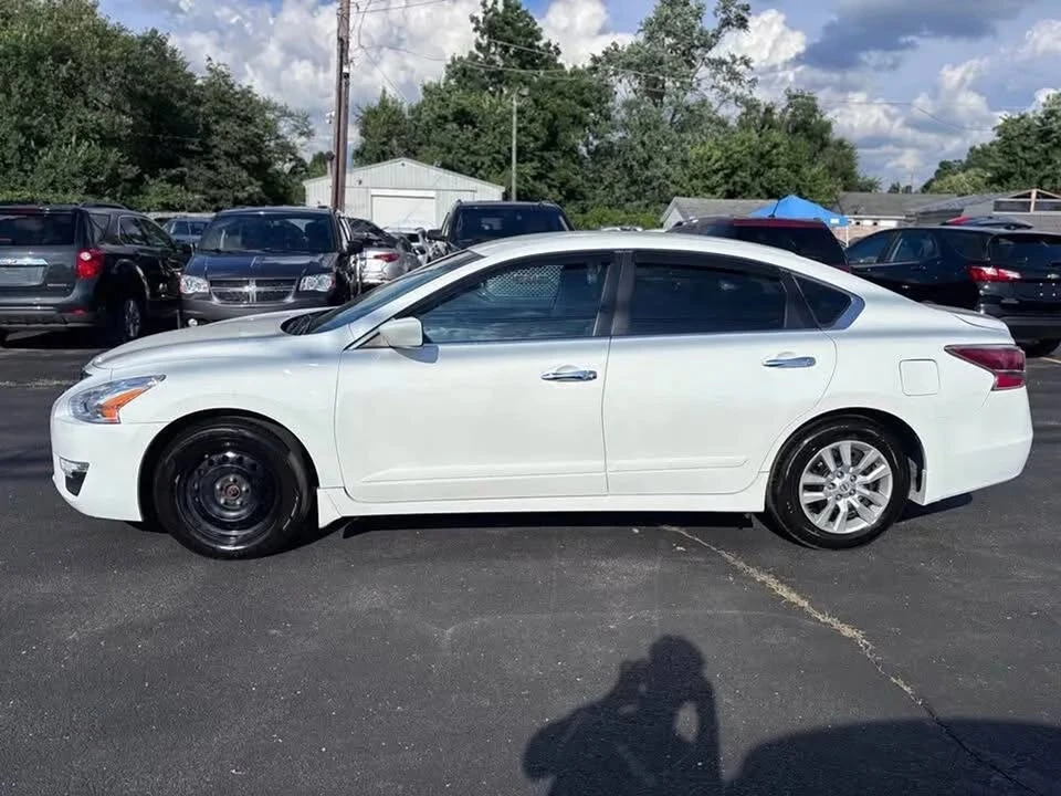 2015 Nissan Altima 5th Gen - Image 3 of 14