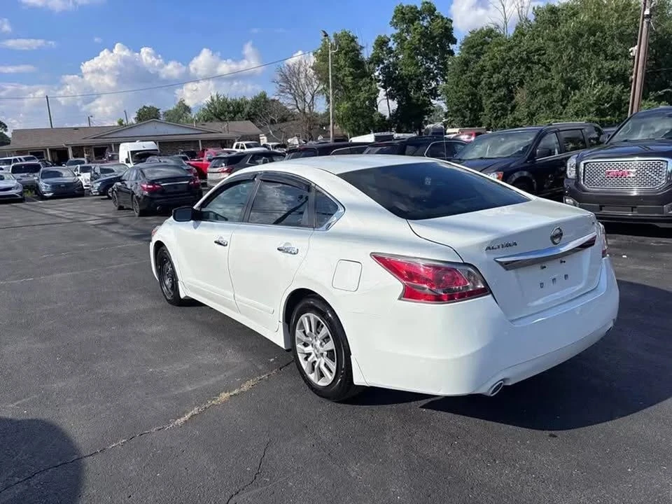 2015 Nissan Altima 5th Gen - Image 4 of 14