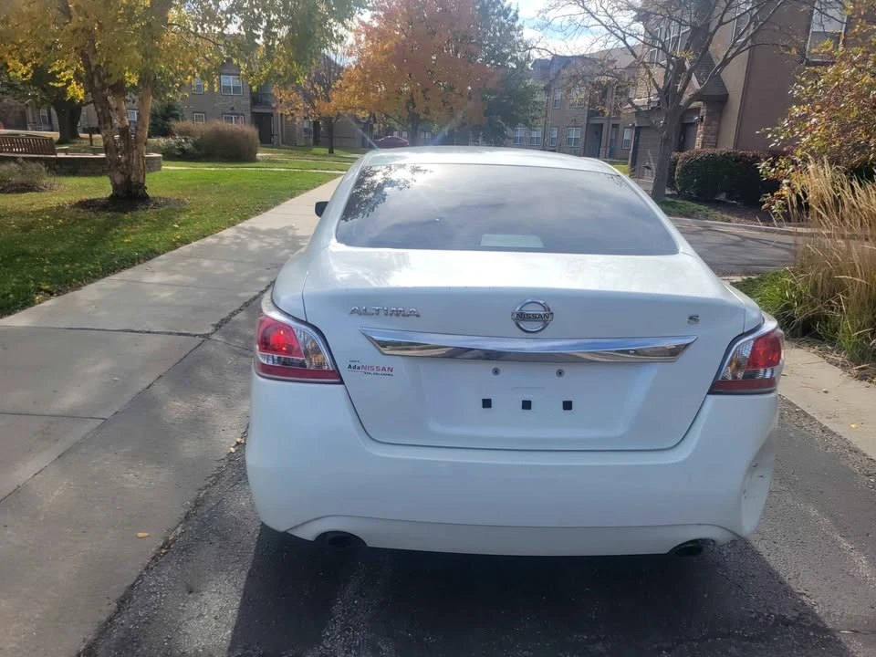 2015 Nissan Altima 5th Gen - Image 5 of 15