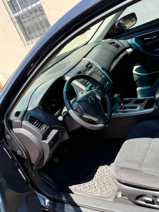 2015 Nissan Altima 5th Gen - Image 2 of 7