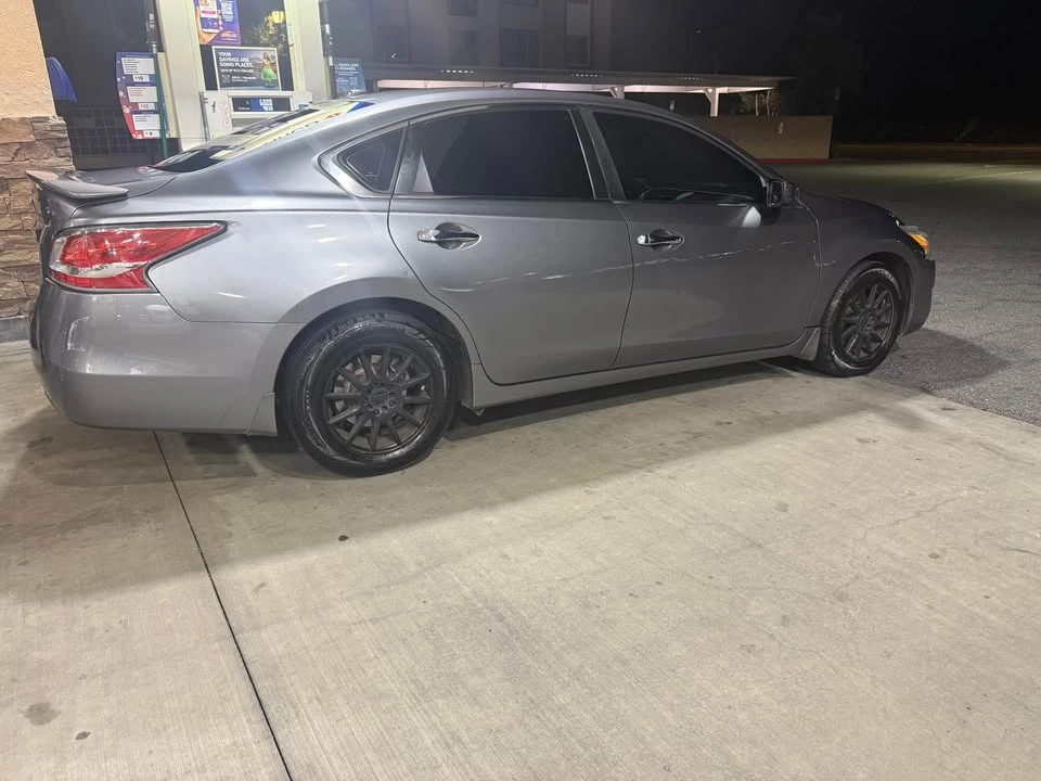 2015 Nissan Altima 5th Gen - Image 9 of 10