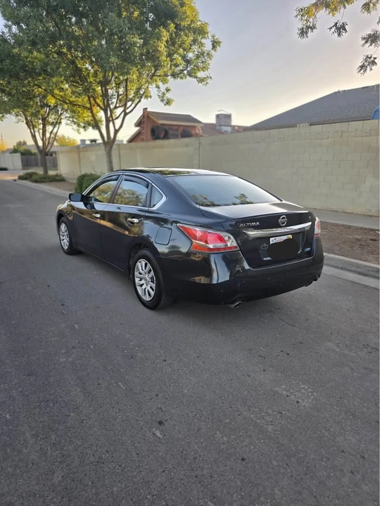 2015 Nissan Altima 5th Gen - Image 4 of 11